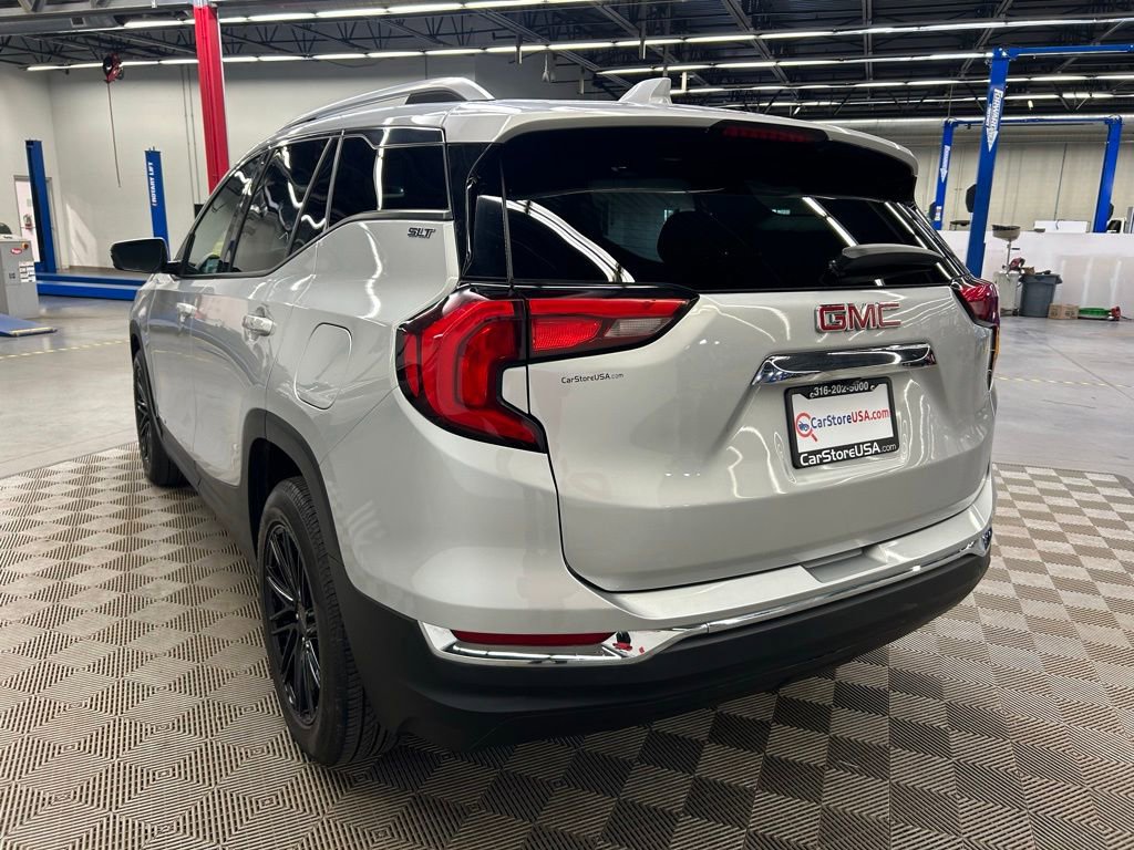 Used 2021 GMC Terrain SLT FWD image 9