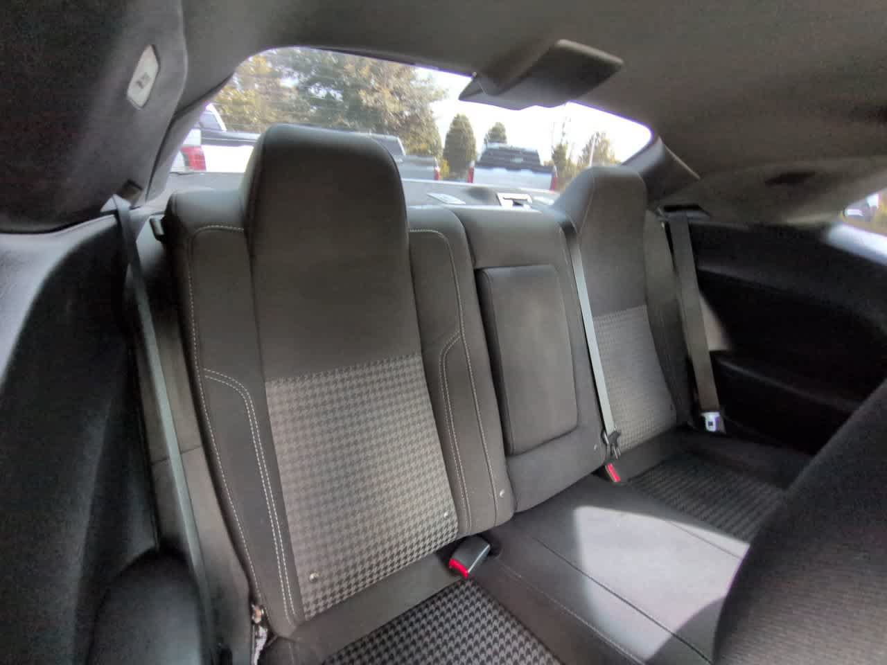 Used 2018 Dodge Challenger SXT RWD image 13