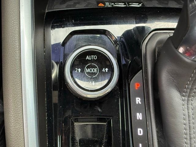 Used 2023 Chevrolet Colorado ZR2 w/ ZR2 Convenience Package III AWD/4WD image 14