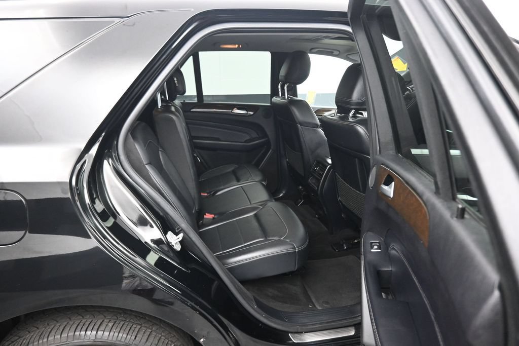 Used 2015 Mercedes-Benz ML 250 BlueTEC 4MATIC image 35