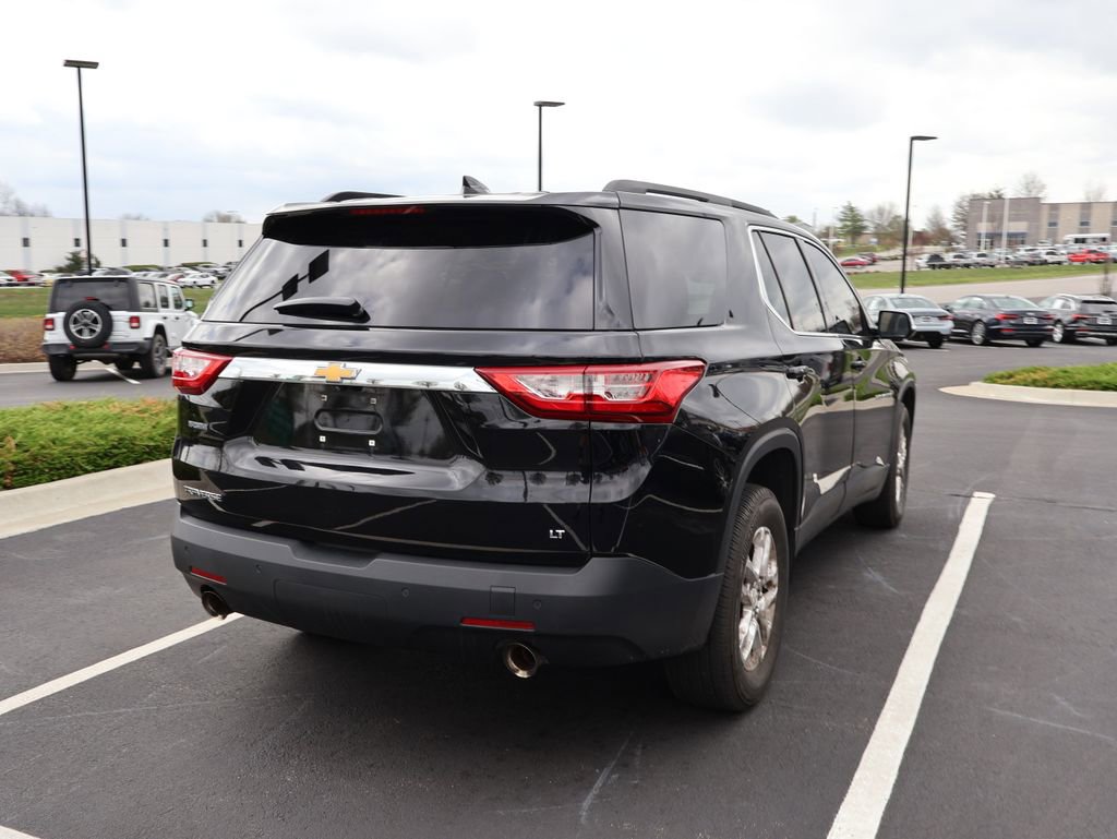 Used 2020 Chevrolet Traverse LT image 10