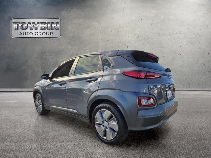 Used 2021 Hyundai Kona Limited w/ Cargo Package FWD image 6
