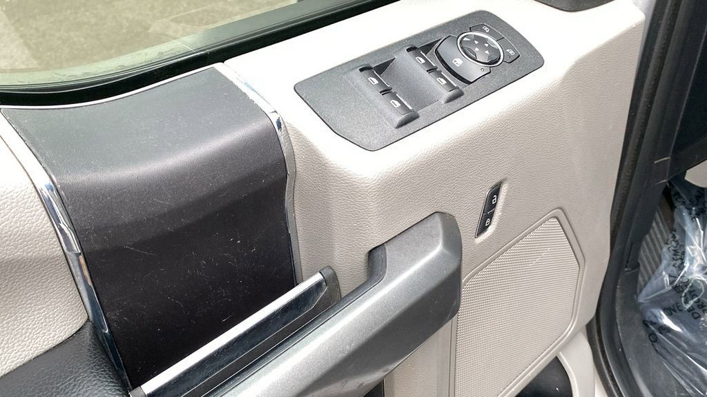 Used 2018 Ford F150 XLT image 18