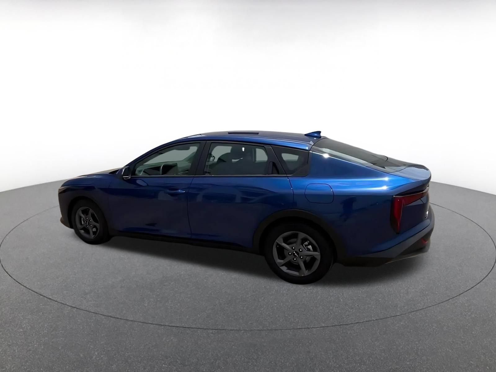Used 2026 Kia K4 FWD image 9