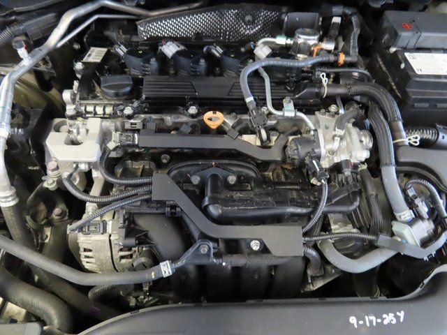 Used 2024 Toyota Corolla LE image 31