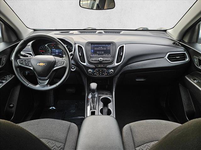Used 2024 Chevrolet Equinox LT FWD image 17