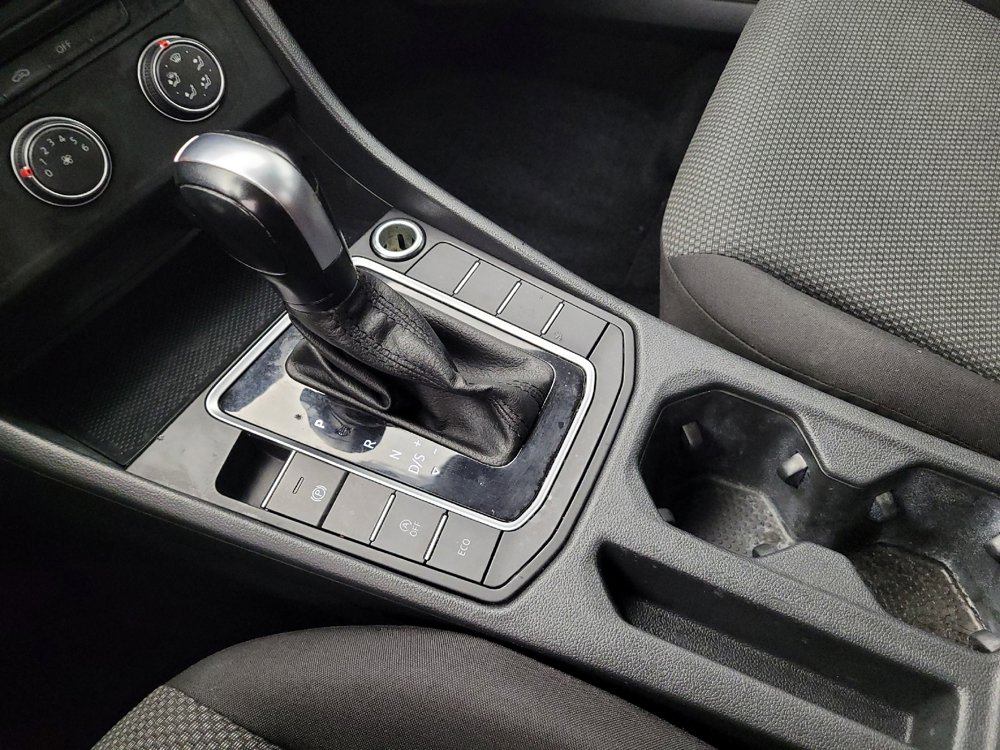 Used 2020 Volkswagen Jetta S image 26