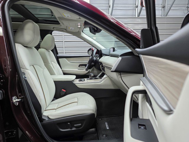 Used 2025 MAZDA CX-90 3.3 Turbo w/ Premium Plus Pkg AWD/4WD image 15