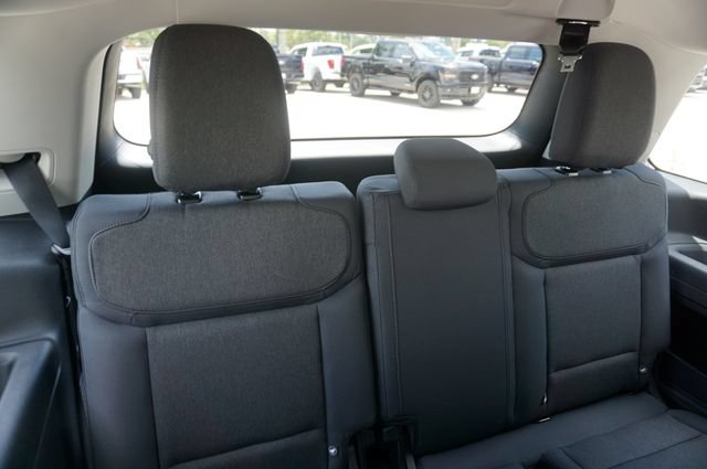 New 2027 Ford Expedition Active RWD image 32