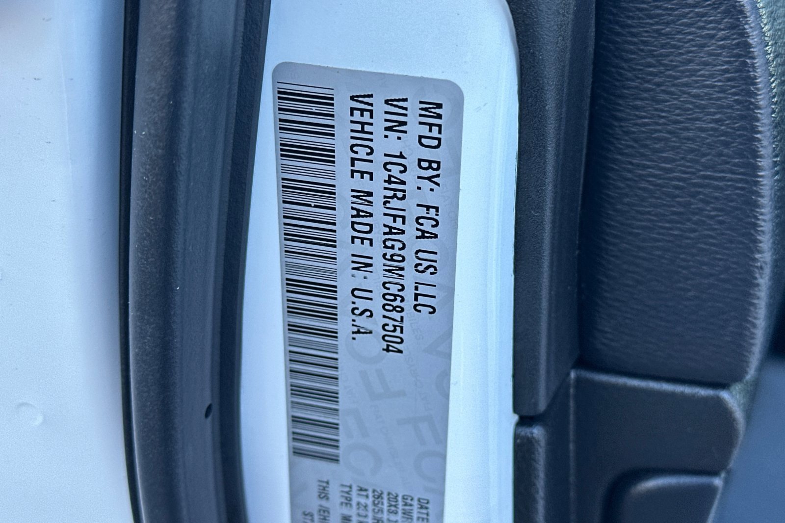 Used 2021 Jeep Grand Cherokee Laredo X image 41