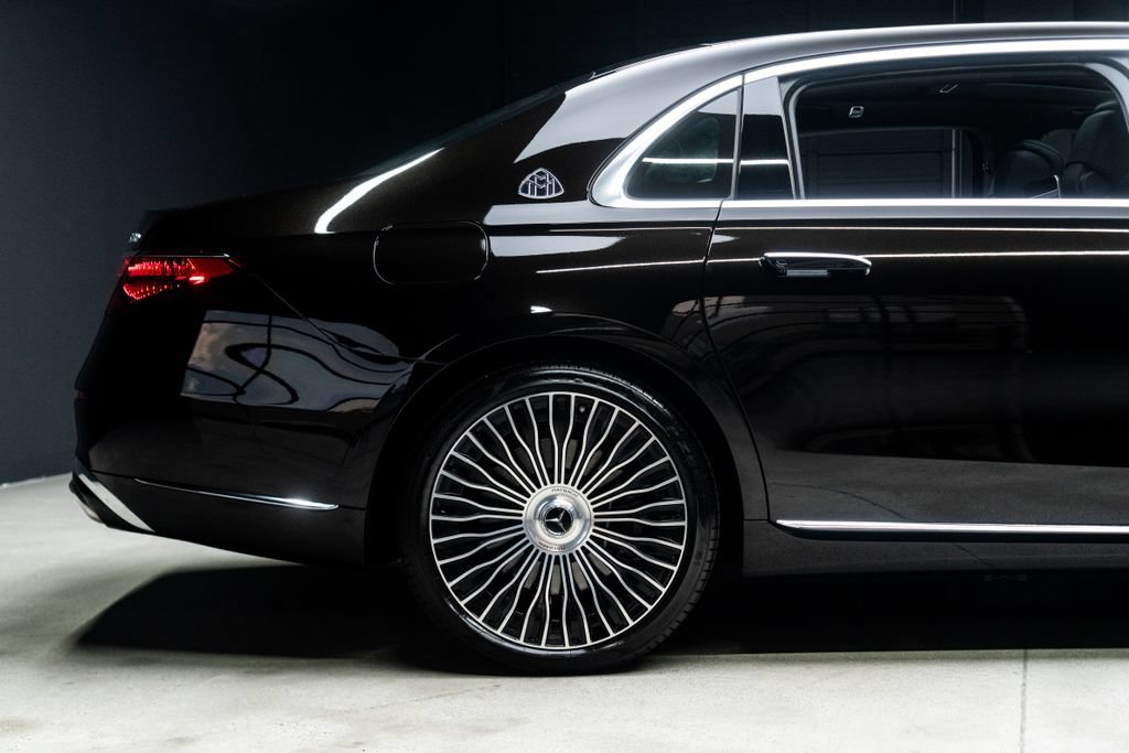 Used 2024 Mercedes-Benz Maybach S 680 4MATIC image 18