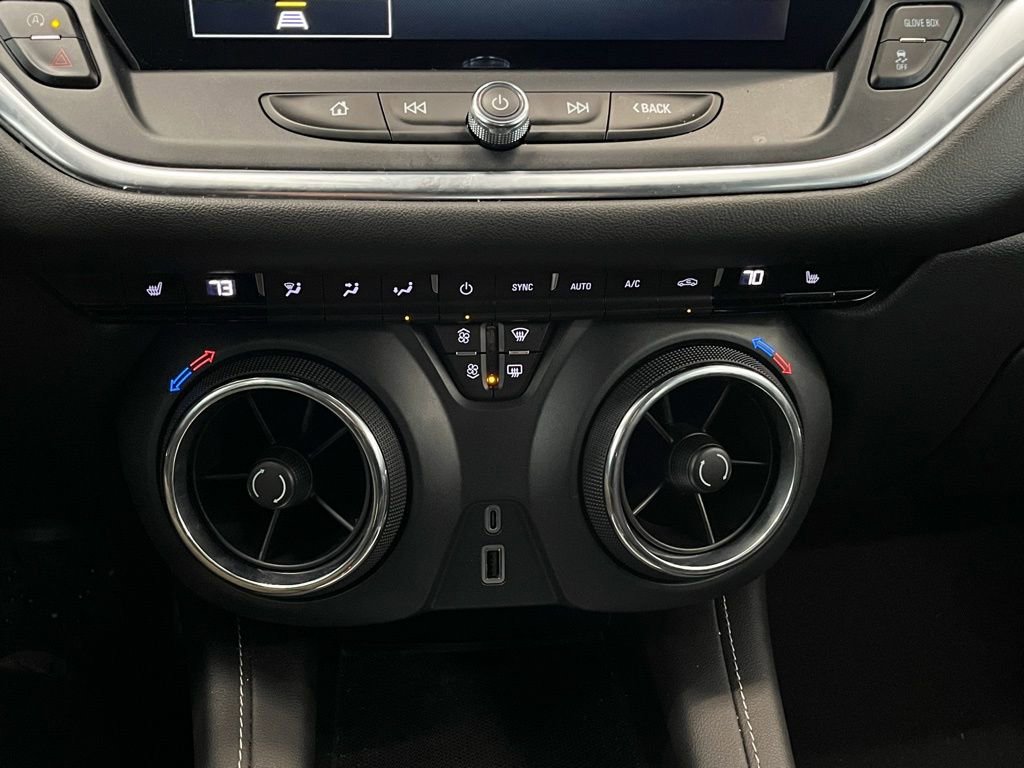 Used 2023 Chevrolet Blazer LT image 25