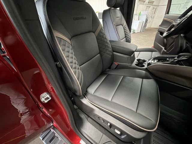 New 2026 GMC Canyon Denali AWD/4WD image 28