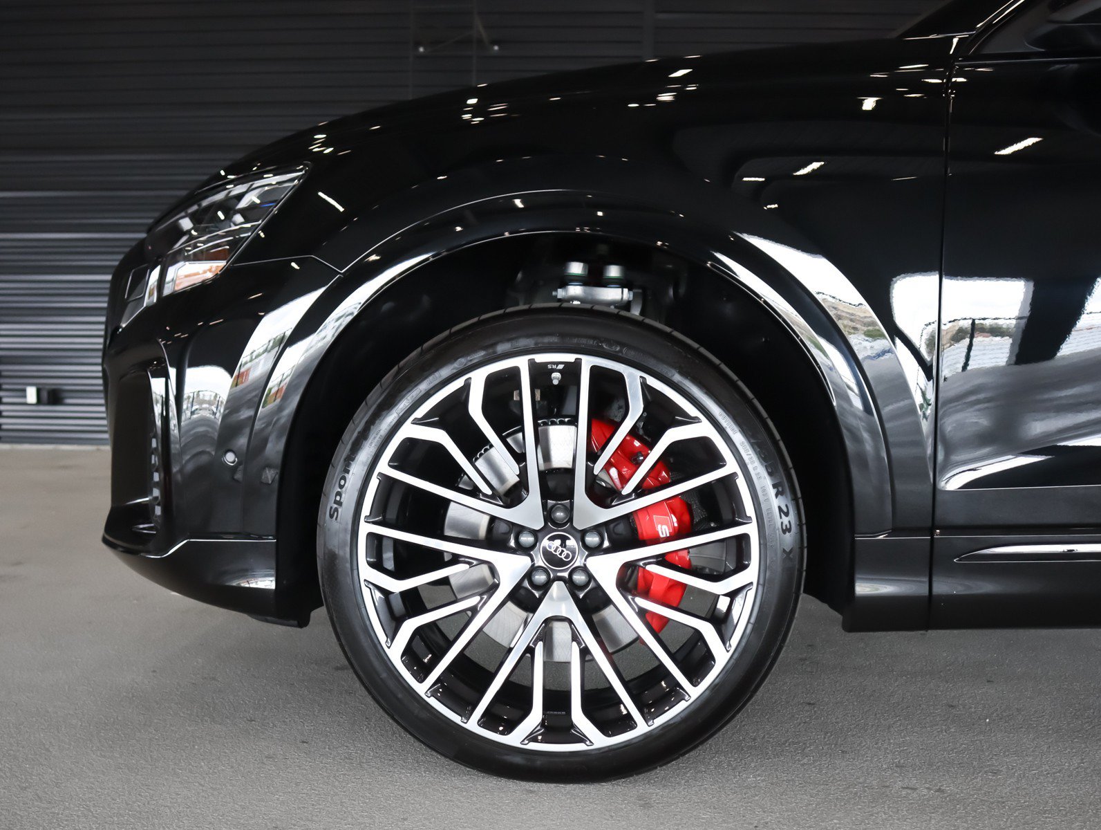 New 2026 Audi SQ8 Prestige AWD/4WD image 5