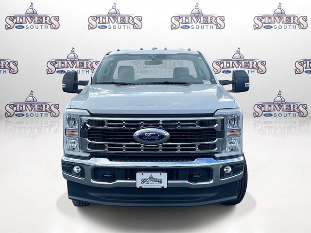 New 2026 Ford F350 XL w/ XL Chrome Package AWD/4WD image 6
