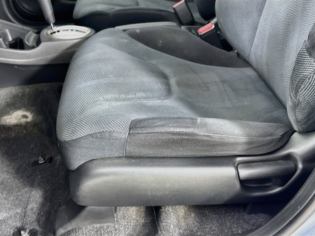 Used 2011 Honda Fit Sport image 21