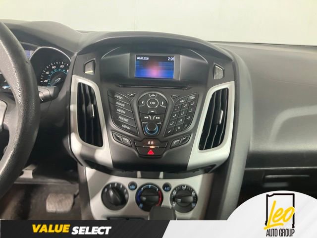 Used 2014 Ford Focus SE w/ SE Winter Package FWD image 14