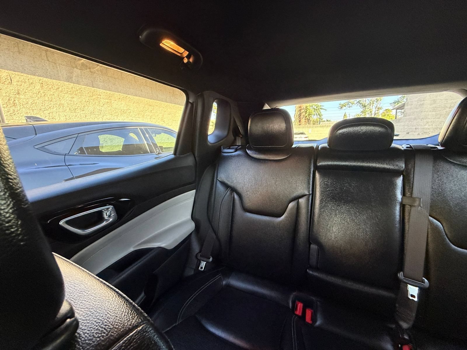 Used 2025 Jeep Compass Limited AWD/4WD image 40