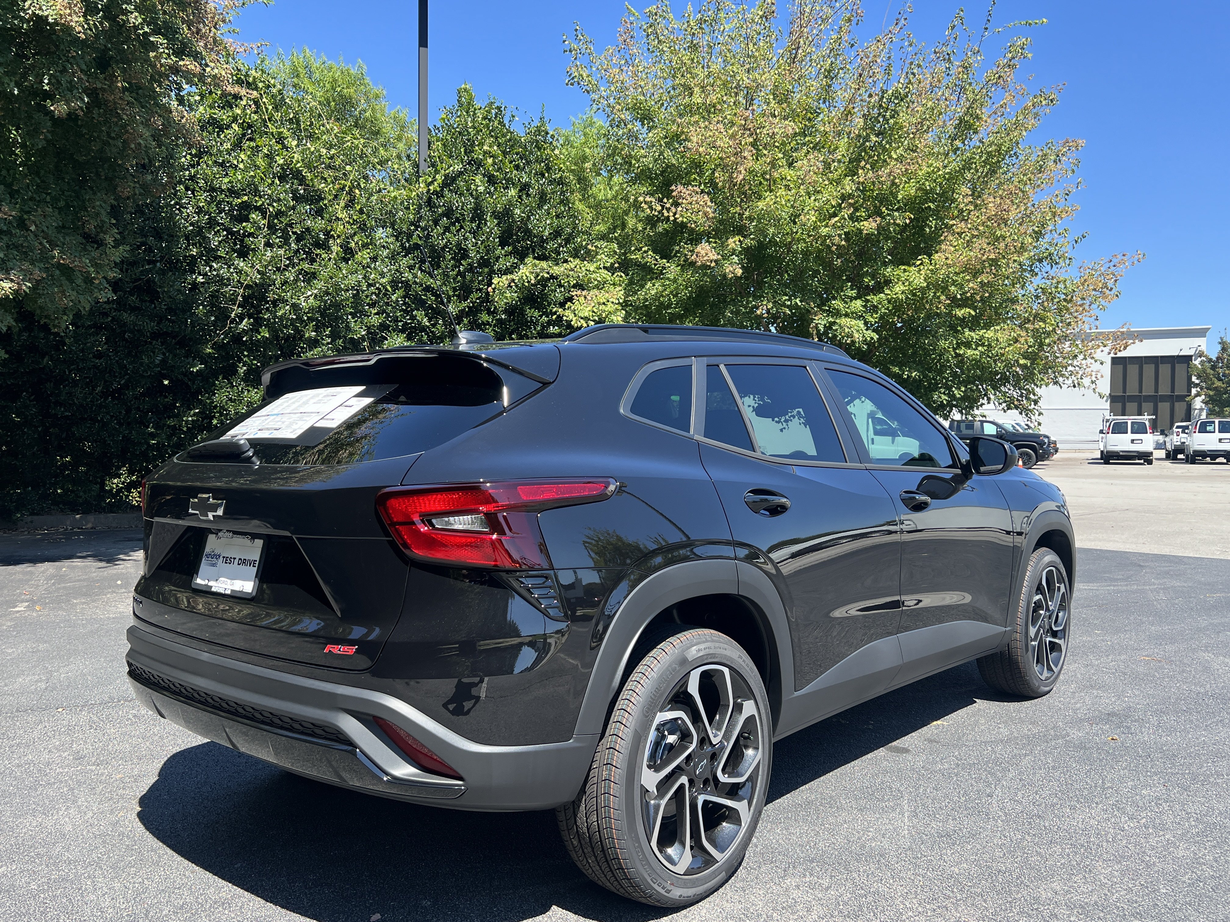 New 2026 Chevrolet Trax RS FWD image 40