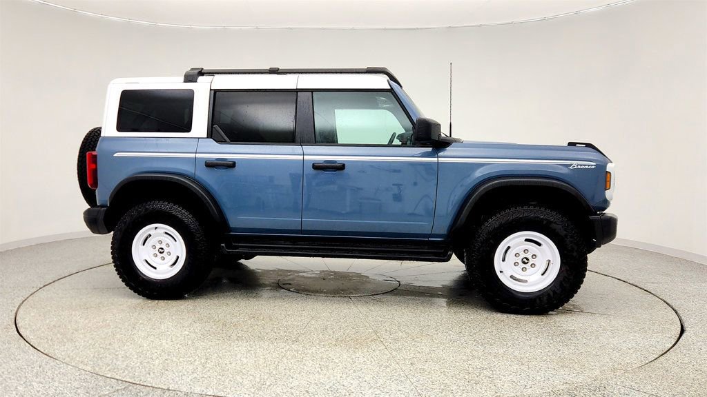 Used 2025 Ford Bronco Heritage Edition image 4