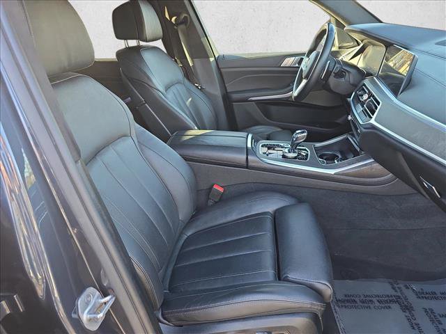 Used 2021 BMW X7 M50i w/ Dynamic Handling Package image 10