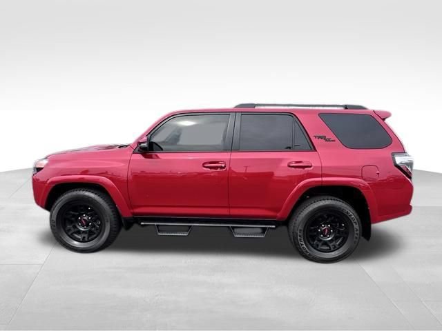 Used 2023 Toyota 4Runner TRD Off-Road Premium w/ Off Road Premium Plus Package AWD/4WD image 3