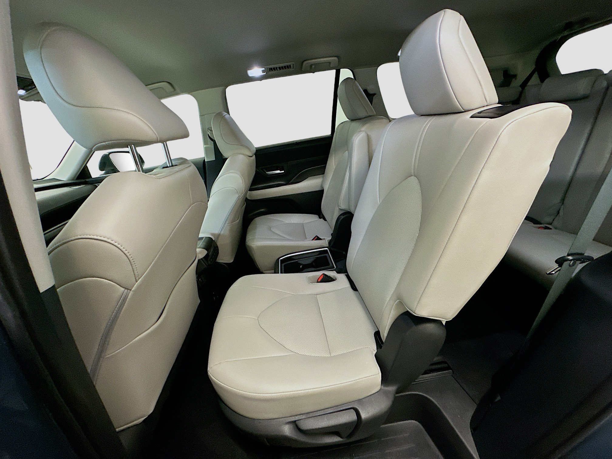 Used 2026 Toyota Grand Highlander AWD image 29