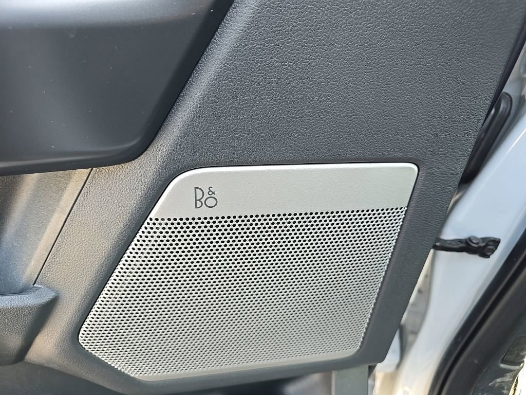 Used 2025 Ford F150 Lariat image 8