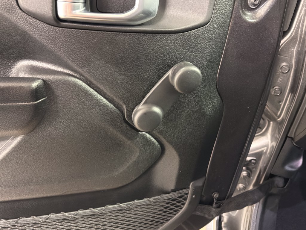 Used 2022 Jeep Wrangler Unlimited Sport AWD/4WD image 24