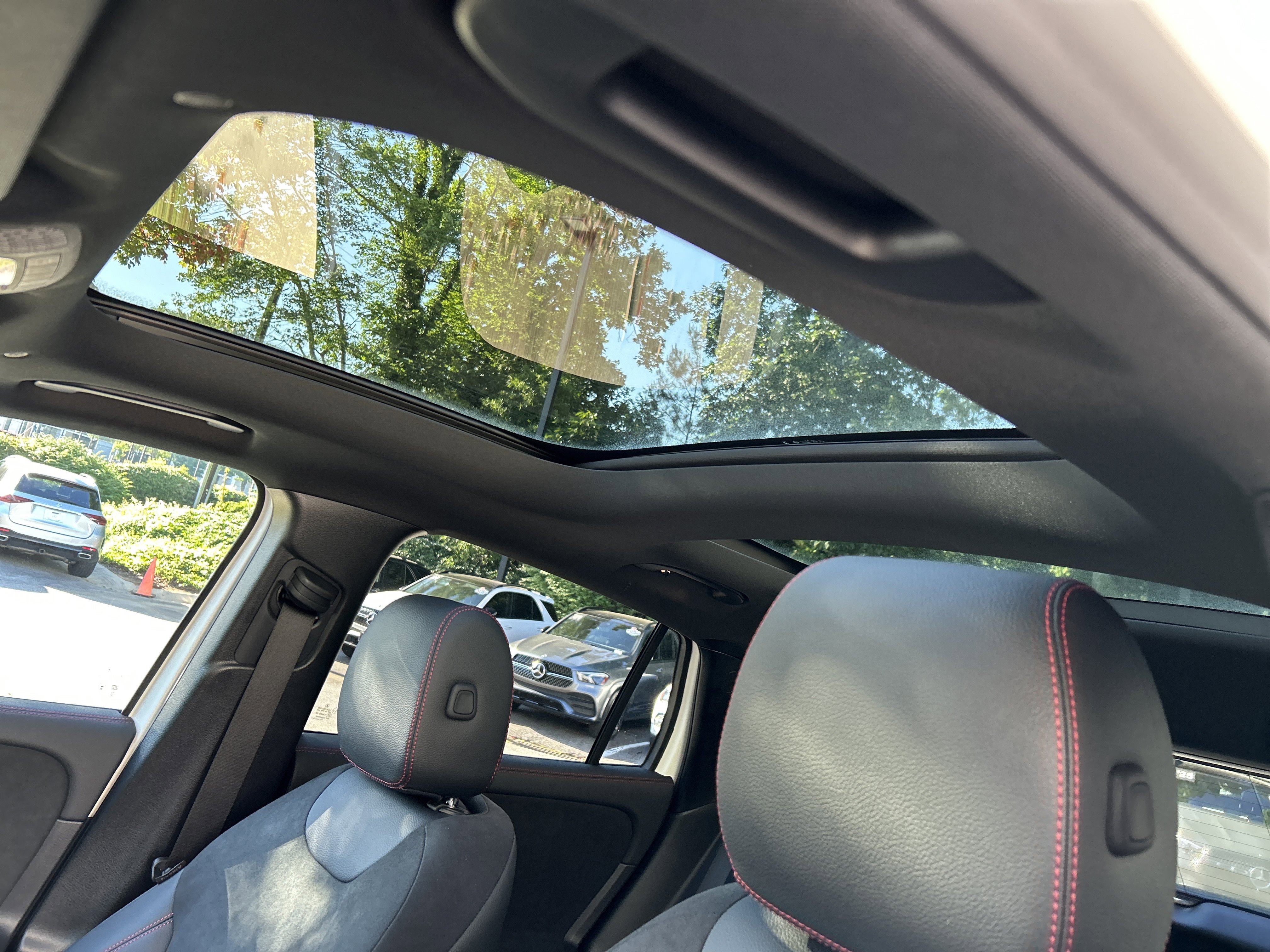Certified 2025 Mercedes-Benz GLA 250 image 26