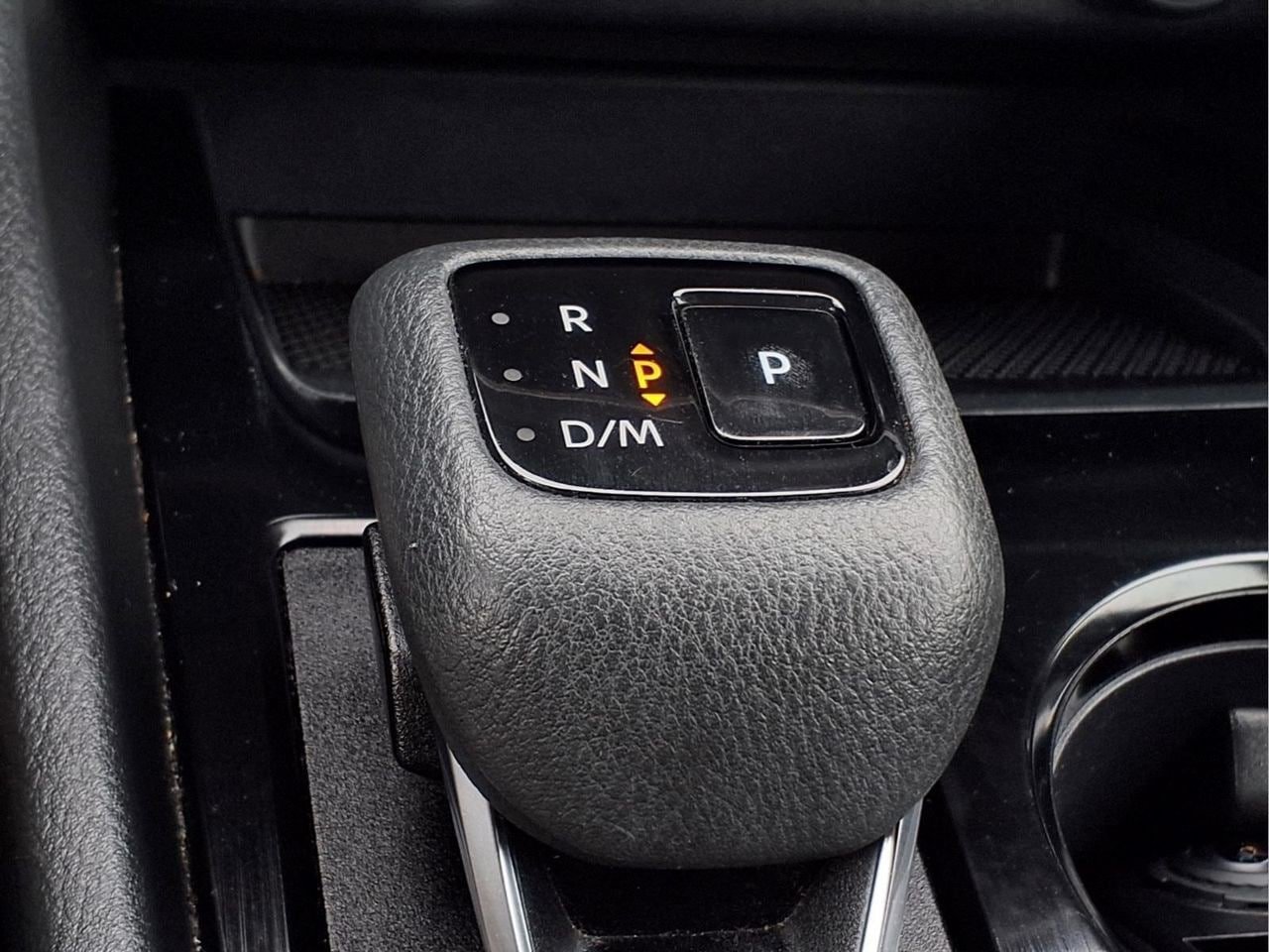 Used 2024 Nissan Rogue SV AWD/4WD image 18