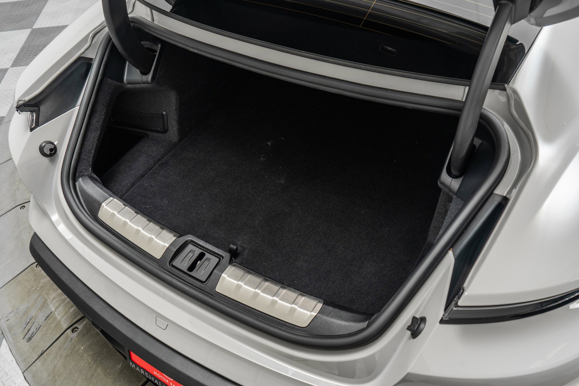 Used 2021 Porsche Taycan Turbo S image 19