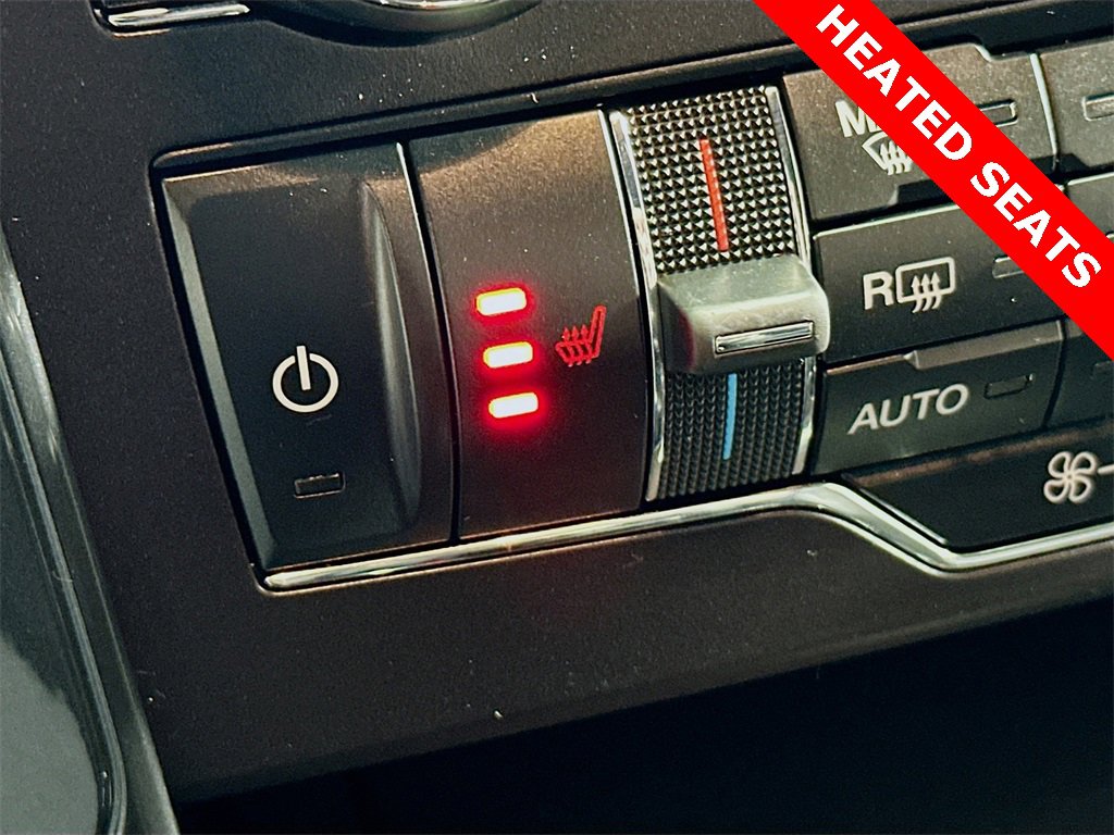 Used 2017 Ford Explorer XLT w/ Equipment Group 202A image 22