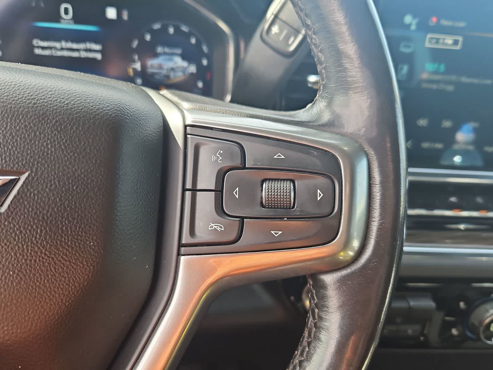 Used 2022 Chevrolet Silverado 1500 RST AWD/4WD image 19
