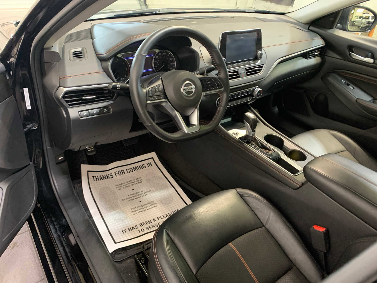 Used 2022 Nissan Altima 2.0 SR image 9