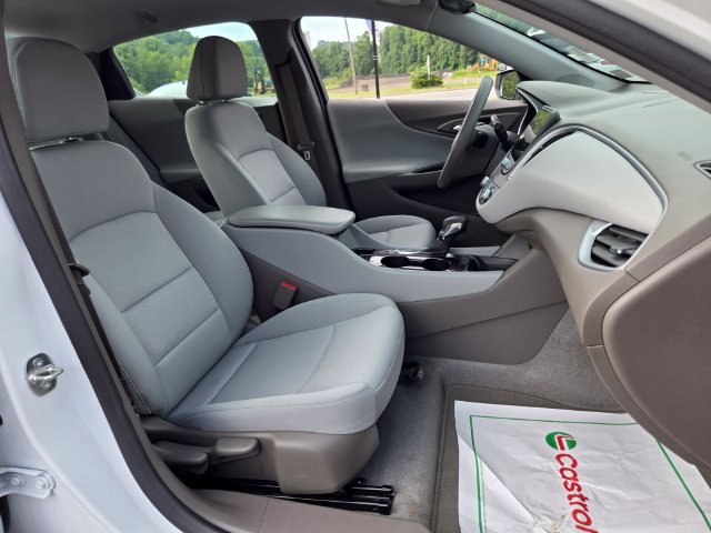 Used 2023 Chevrolet Malibu LS w/ Driver Confidence Package FWD image 21