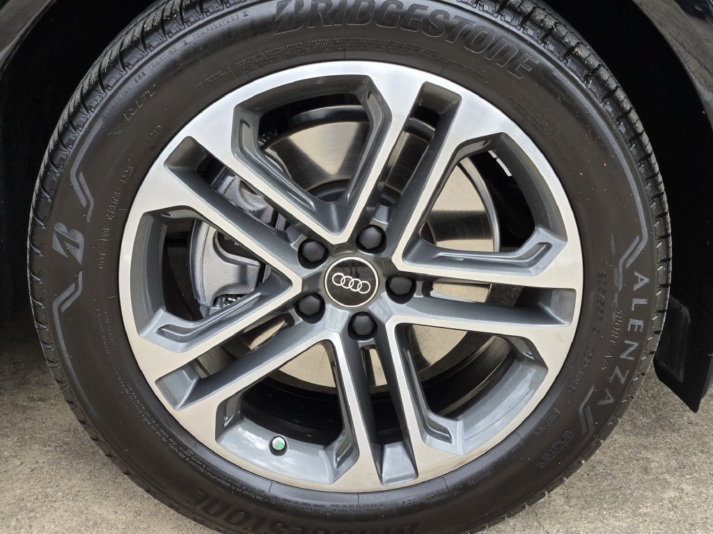 Certified 2025 Audi Q5 Prestige AWD/4WD image 16