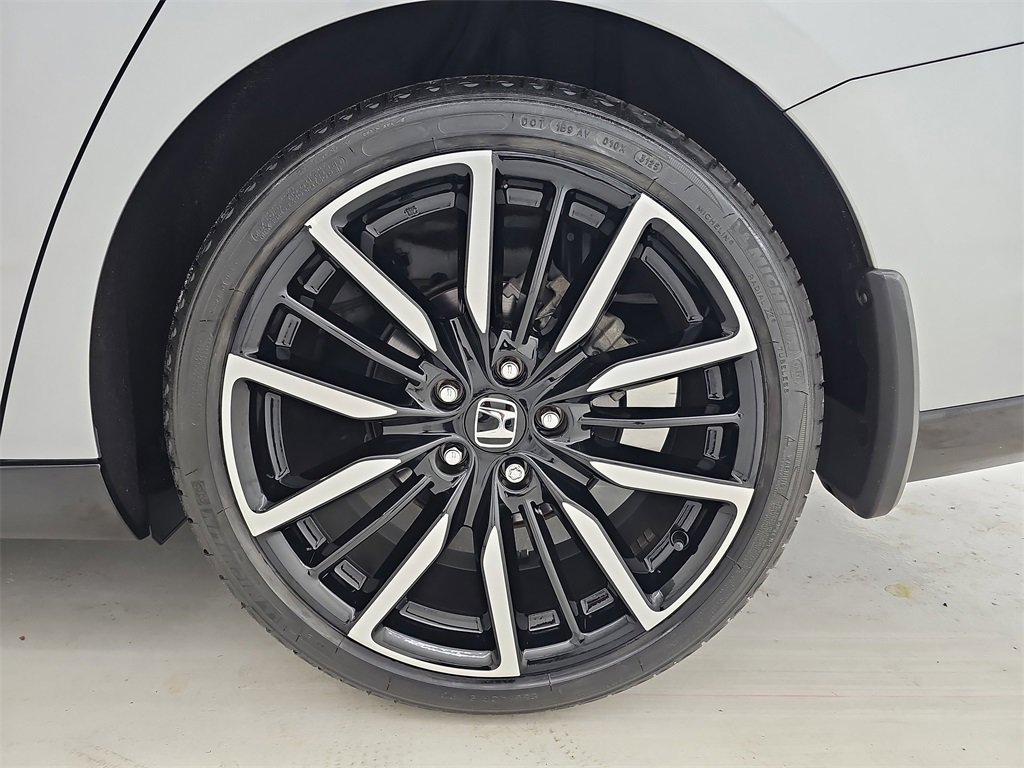 Used 2023 Honda Accord Touring image 40