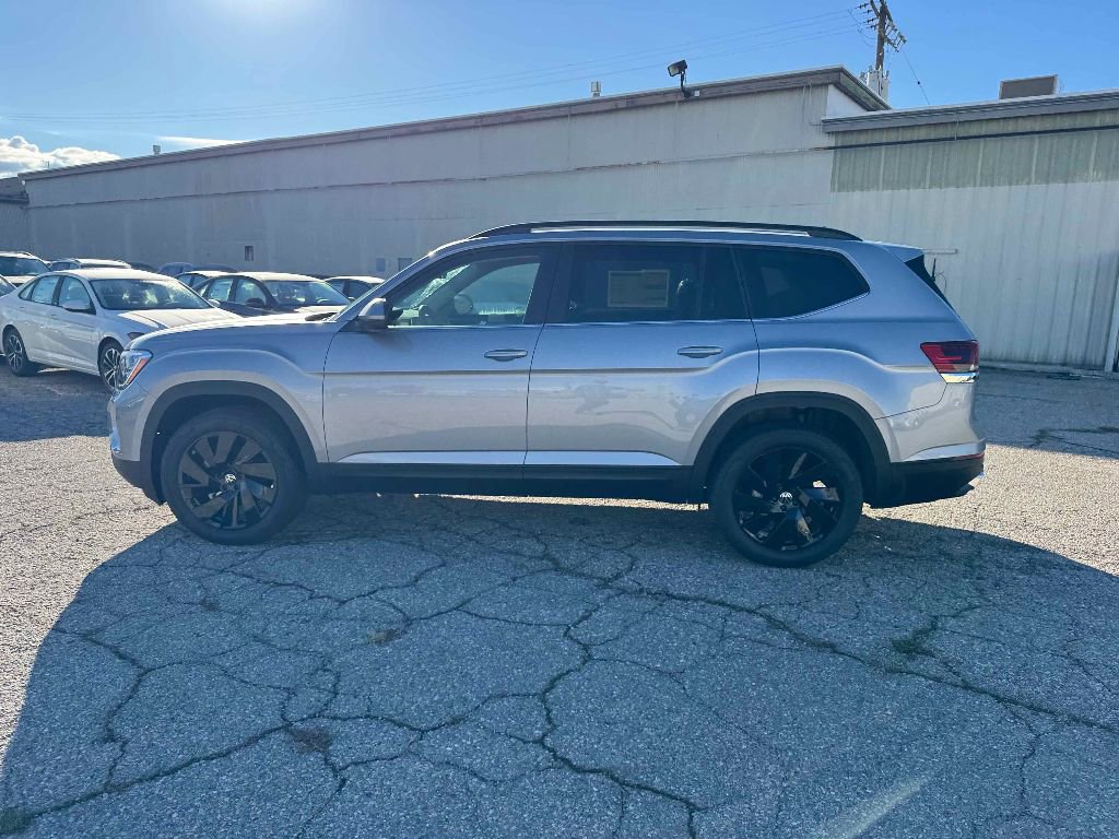 New 2026 Volkswagen Atlas SE image 4