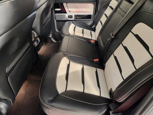 Used 2020 Mercedes-Benz G 63 AMG 4MATIC w/ G Manufaktur Interior Package image 29