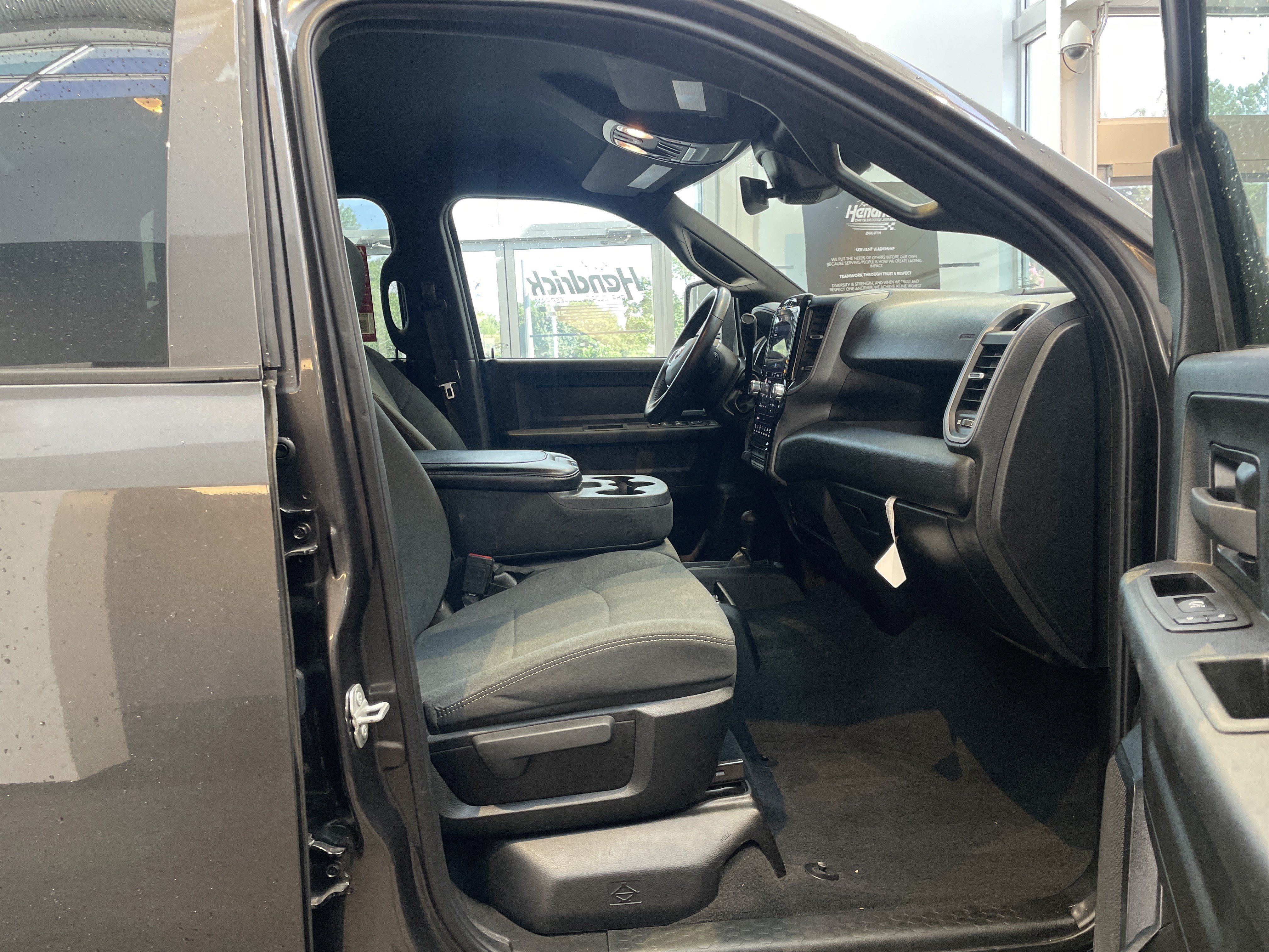 Used 2024 RAM 2500 Tradesman w/ Safety Group AWD/4WD image 35