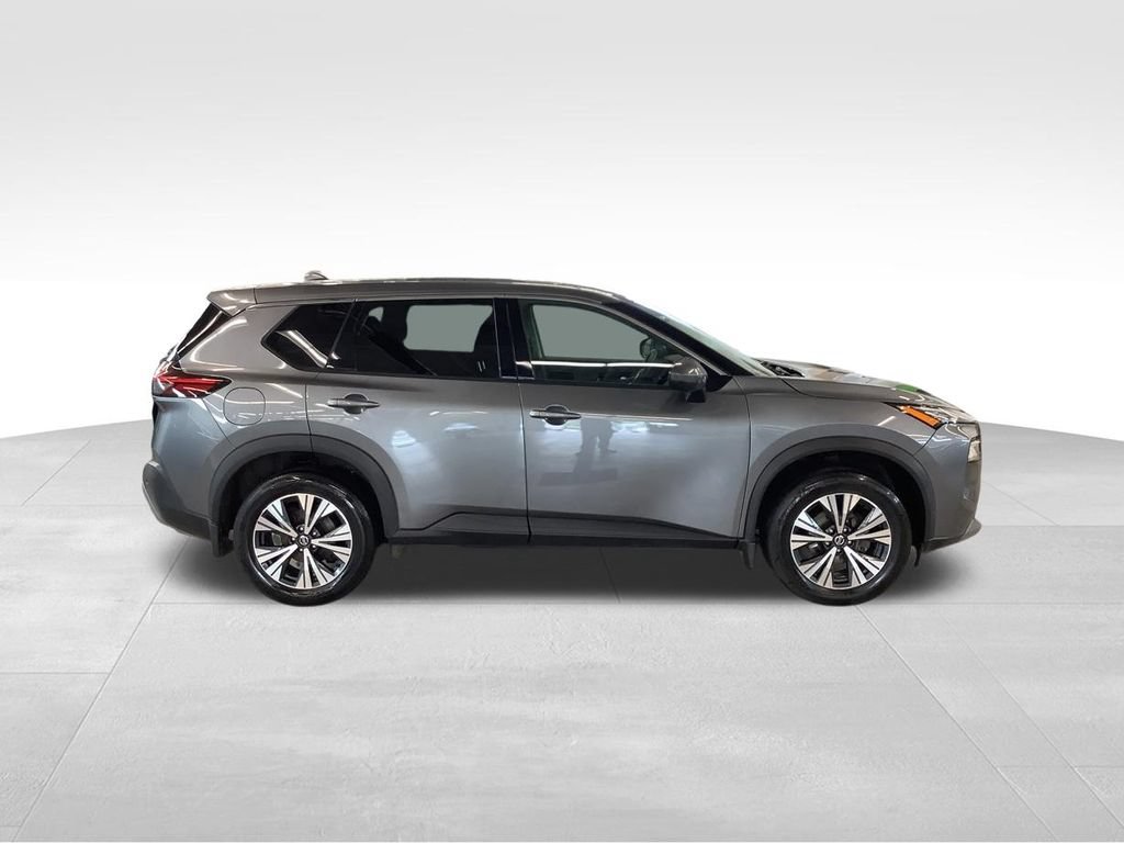 Used 2021 Nissan Rogue SV AWD/4WD image 25