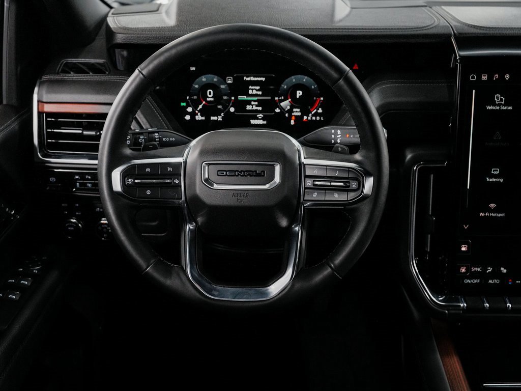 Used 2025 GMC Yukon XL Denali image 24