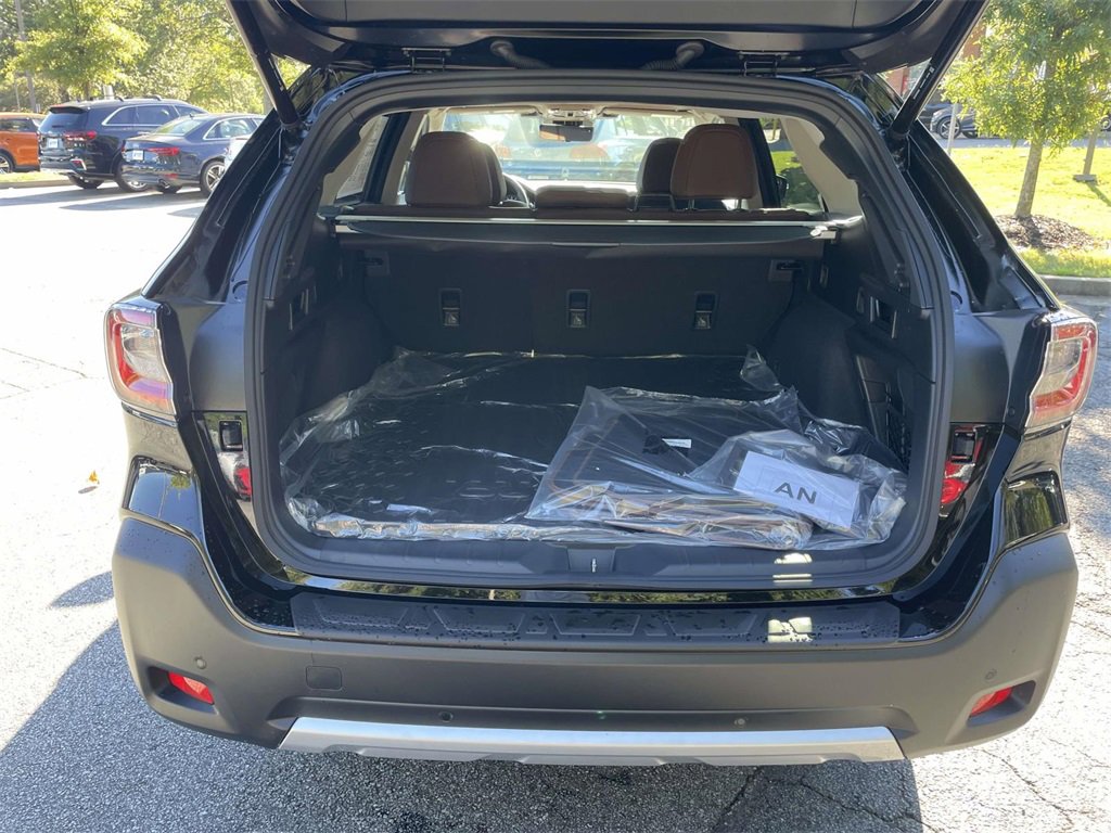 New 2025 Subaru Outback Touring image 4