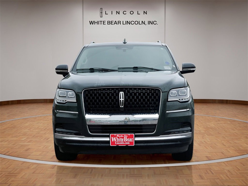 Used 2022 Lincoln Navigator Black Label image 2