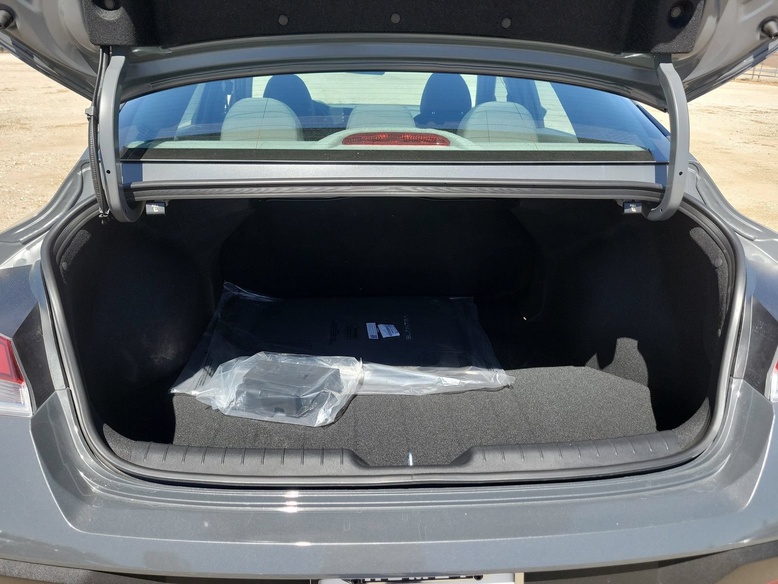 New 2026 Hyundai Elantra SE FWD image 20