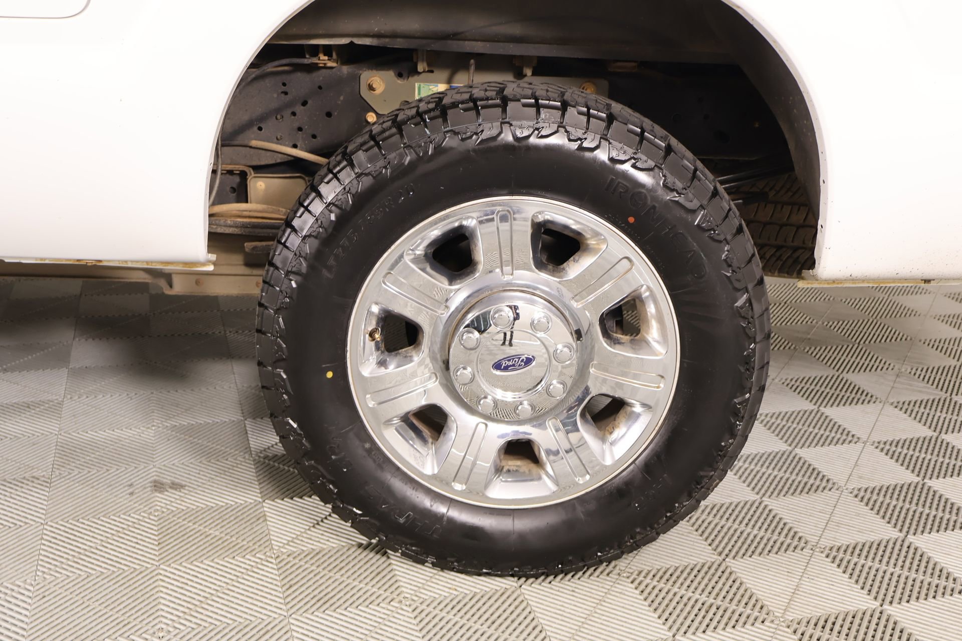 Used 2015 Ford F250 Lariat w/ Chrome Package image 18