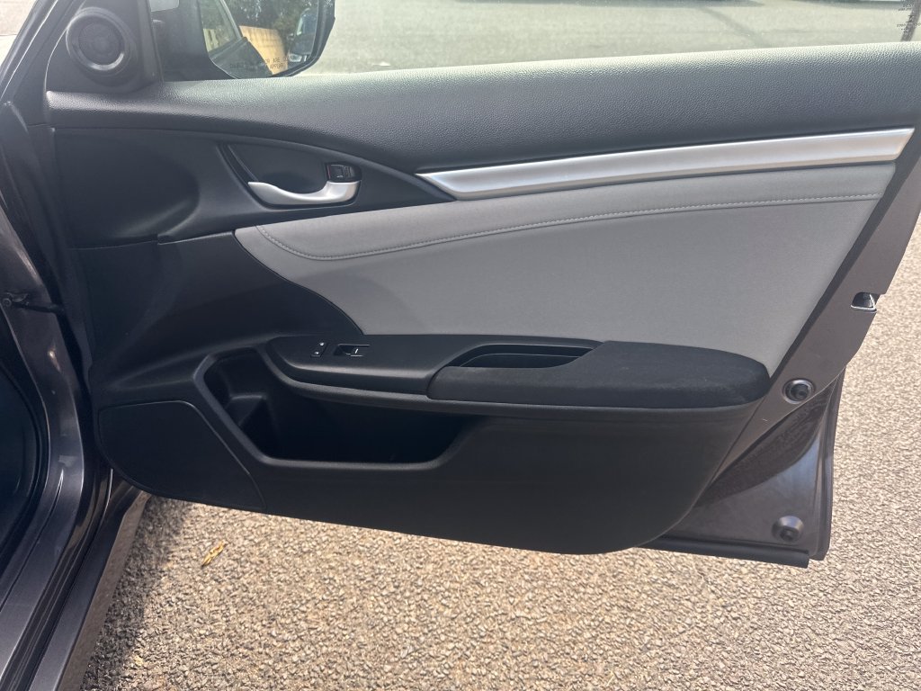 Used 2017 Honda Civic EX image 19