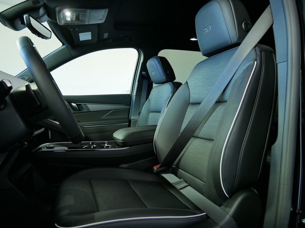 New 2026 Buick Enclave Sport Touring w/ Super Cruise Package image 15