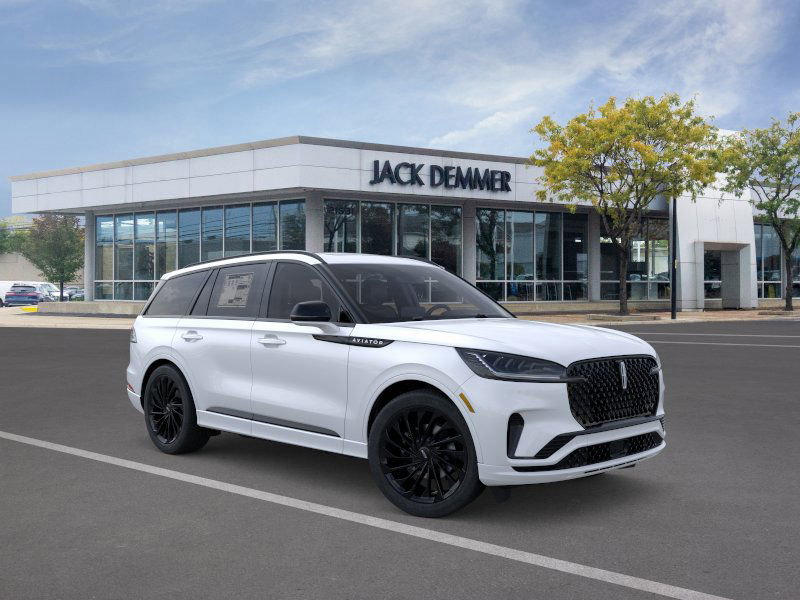 New 2026 Lincoln Aviator Reserve w/ Jet Appearance Package image 7